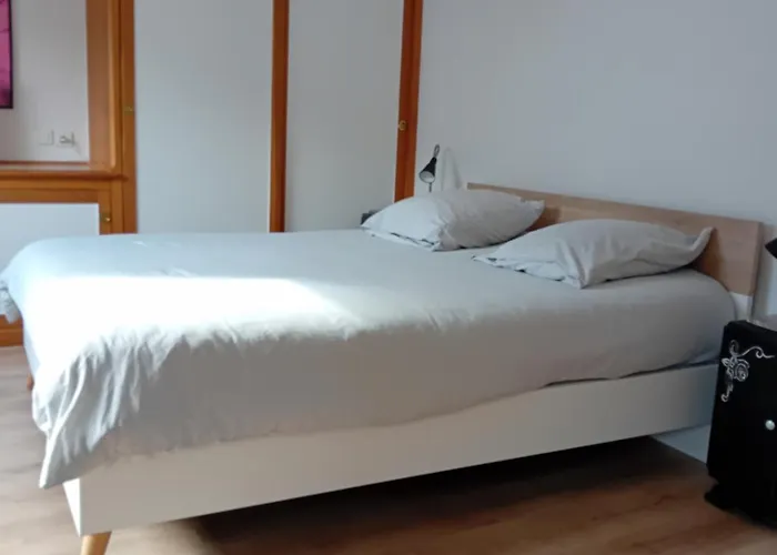 Les Hirondelles Lägenhet *