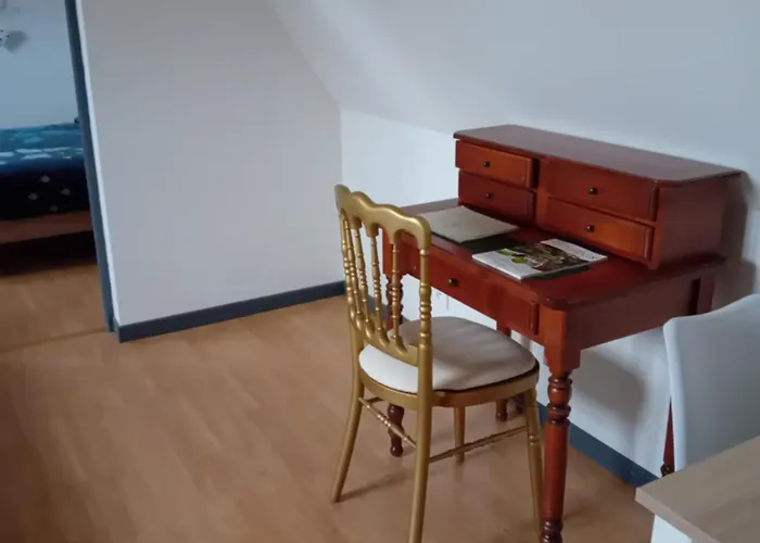 Les Hirondelles Lägenhet *