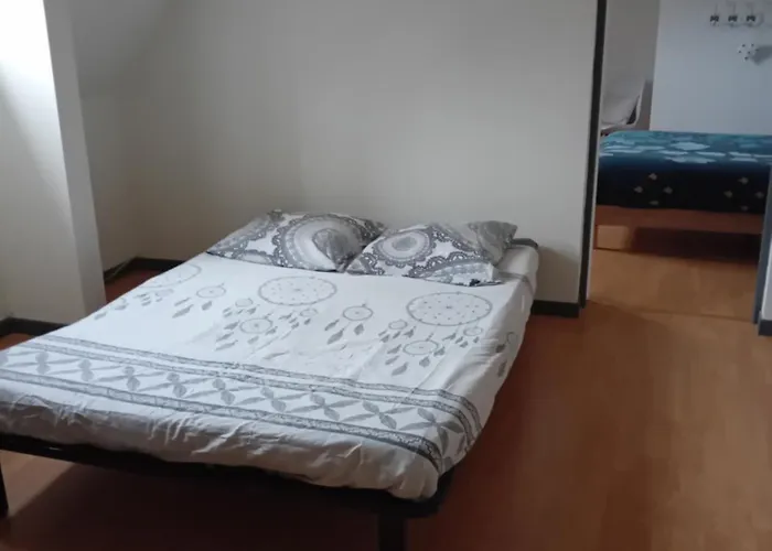 Les Hirondelles Lägenhet *